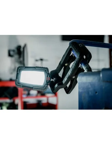 Brennenstuhl CL 1050 Rechargeable Clamp-on Spotlight 950lm 🪚 Премиум оборудване за дървообработка | JetTools.bg