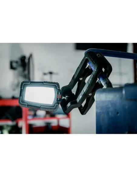 Brennenstuhl CL 1050 Rechargeable Clamp-on Spotlight 950lm 🪚 Премиум оборудване за дървообработка | JetTools.bg